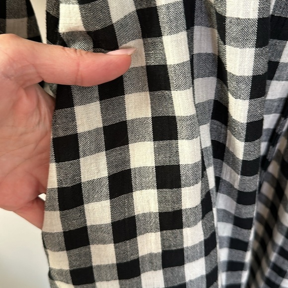 the lady and the sailor gingham shall collar duster. Size 2 side pockets - Picture 3 of 4